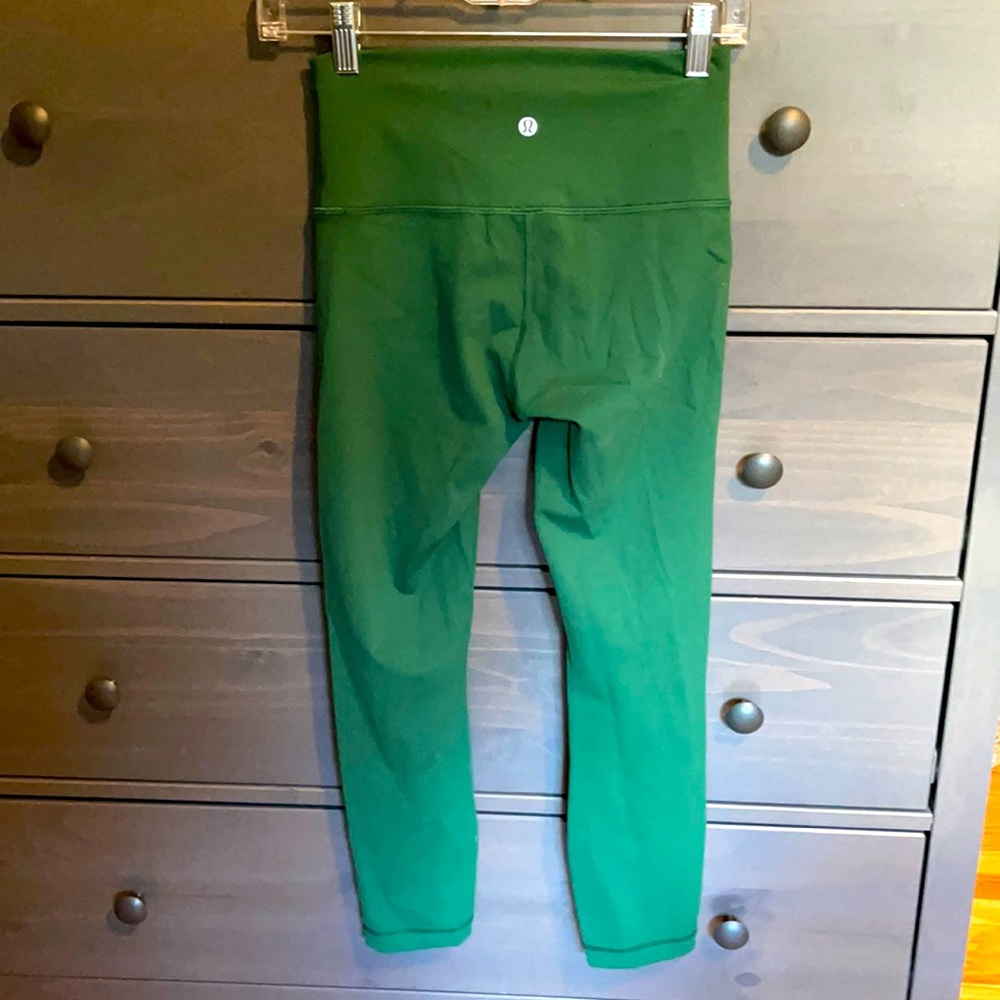 Lululemon Wunder Train High-Rise Tight, cropped in Everglade green, size 6, NEW